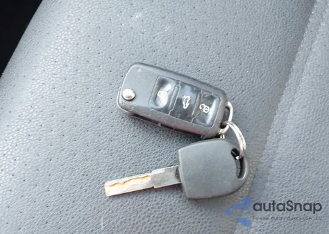 2012 Volkswagen Jetta 2.5L Se z USA, uszkodzony, nr VIN 3VWDX7AJ2CM312946